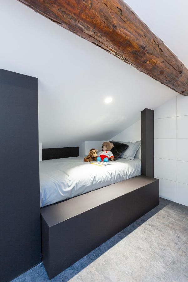 L'enclos De Ribains Guest house *